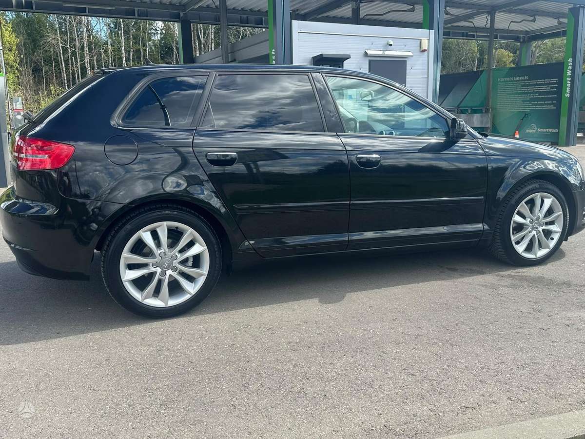 Audi A3, 2.0 l., Хэтчбек