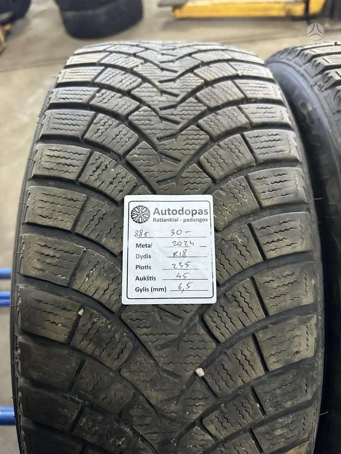 Falken, žieminės 235/45 R18