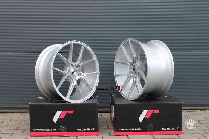 Japan Racing JR30 Silver, light alloy, R19