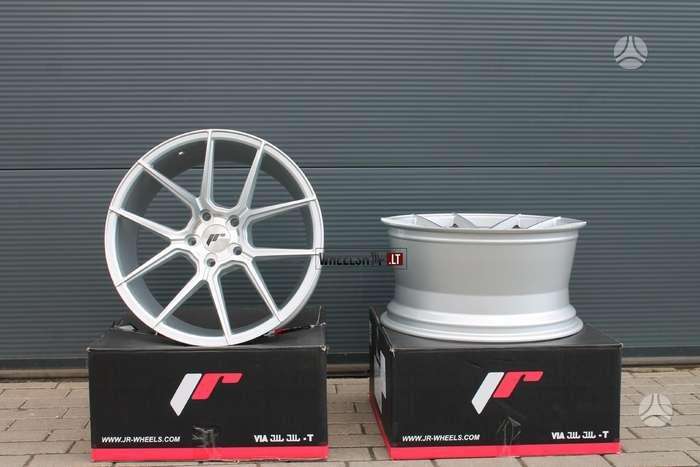 Japan Racing JR30 Silver, light alloy, R19