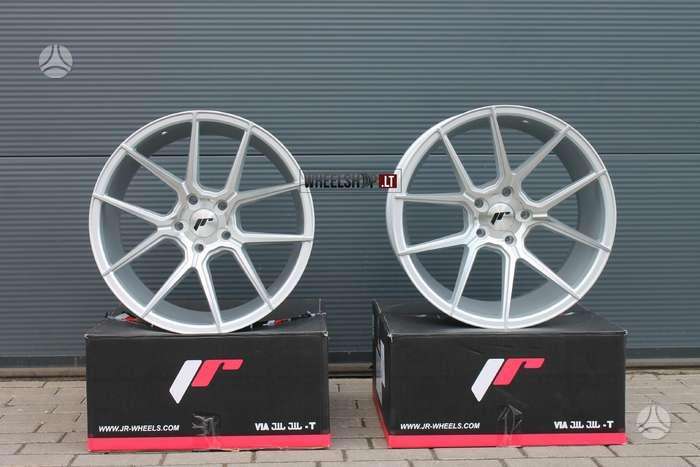 Japan Racing JR30 Silver, light alloy, R19