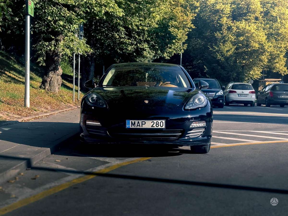 Porsche Panamera - 6