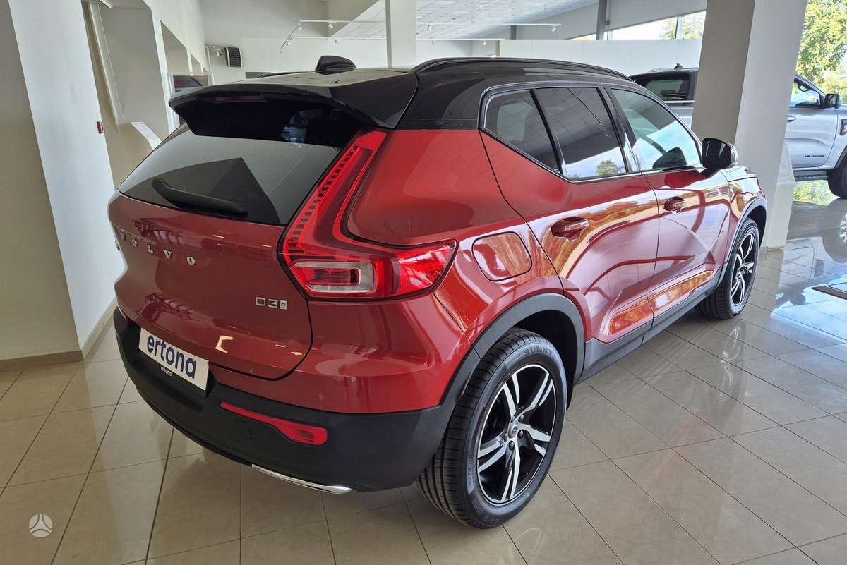 Volvo XC40 - 3