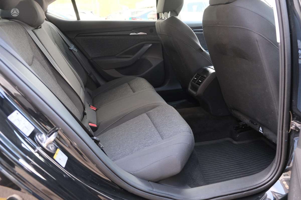 Škoda Superb - 9