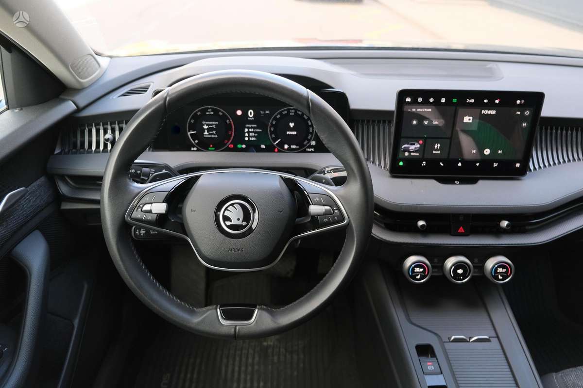 Škoda Superb - 5