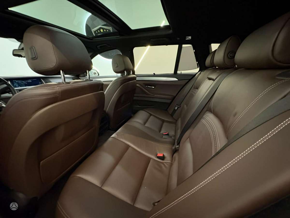 BMW 530, 3.0 l., wagon