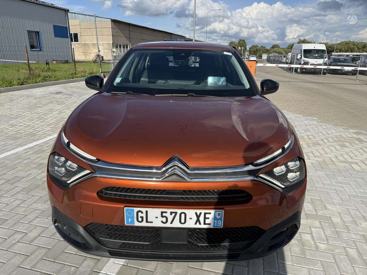 Citroen C4, 1.5 l., Хэтчбек