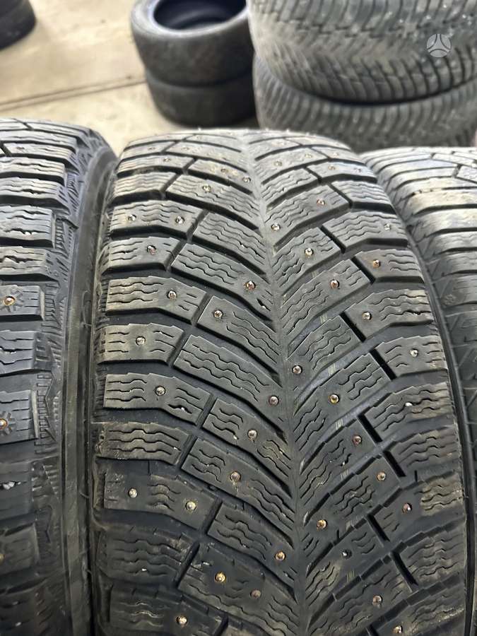 Michelin, зимние 215/55 R17