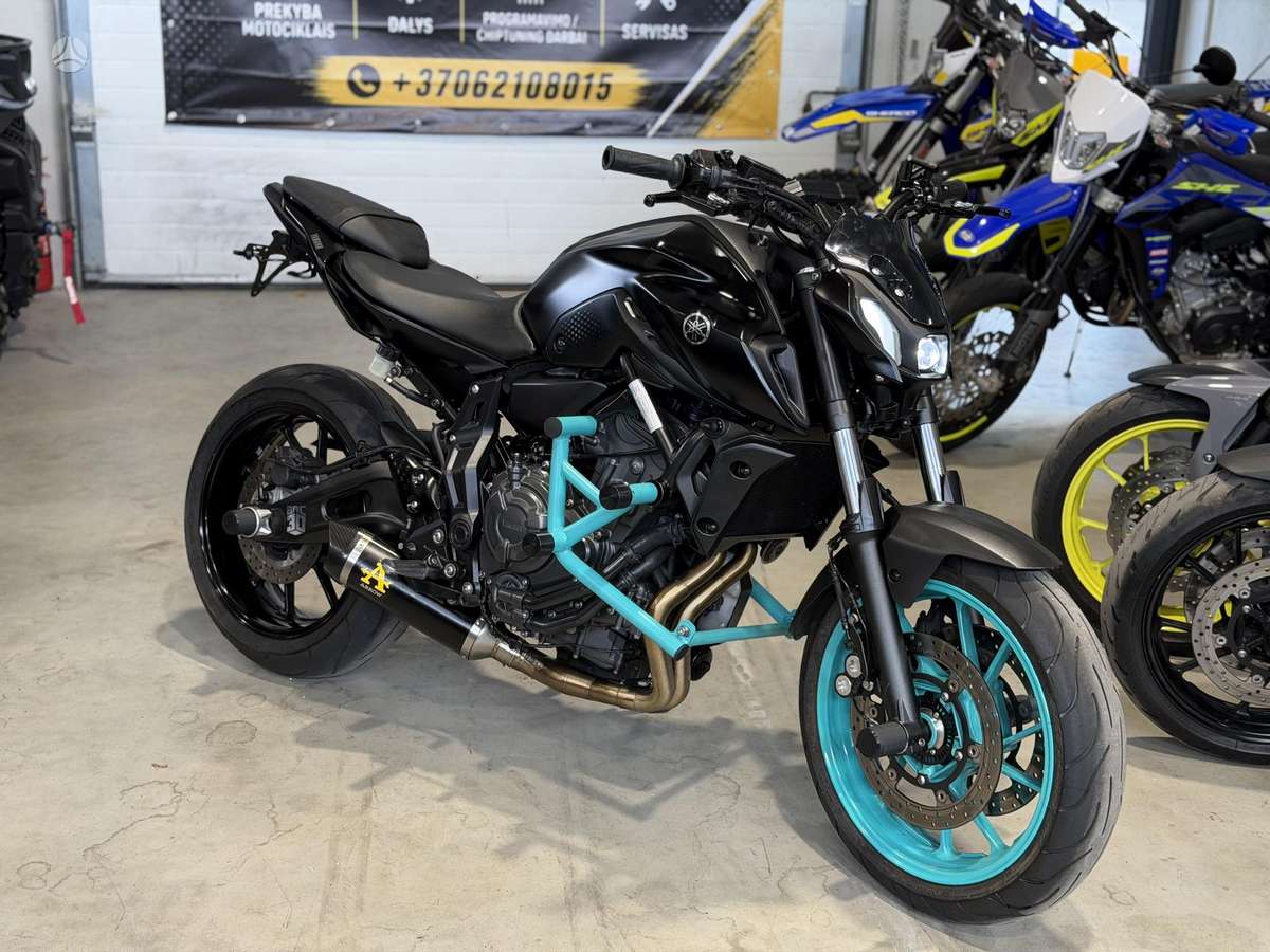 Yamaha MT 07 689cc, street / classic