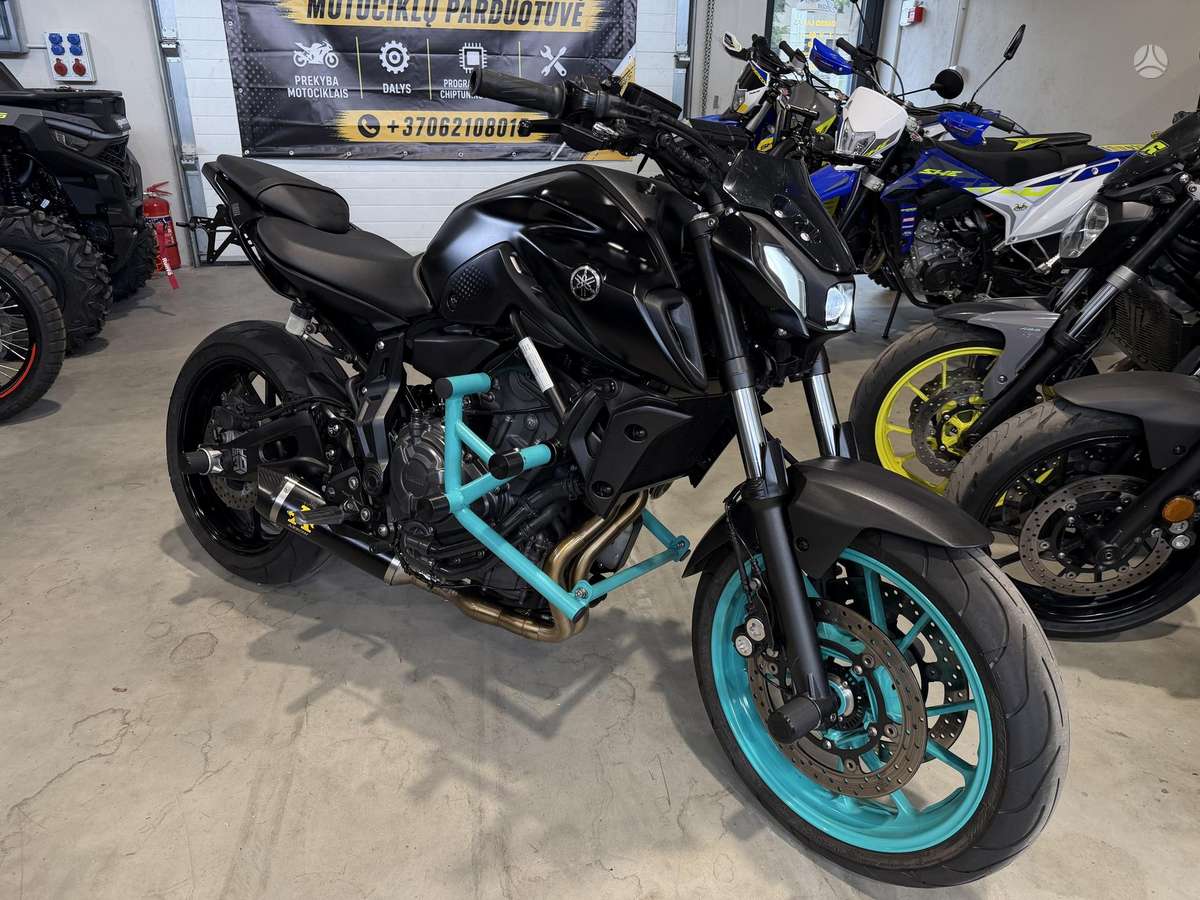 Yamaha MT 07 689cc, street / classic