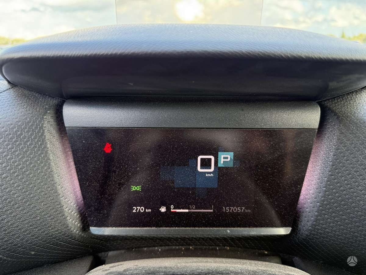 Citroen C4, 1.5 l., hatchback