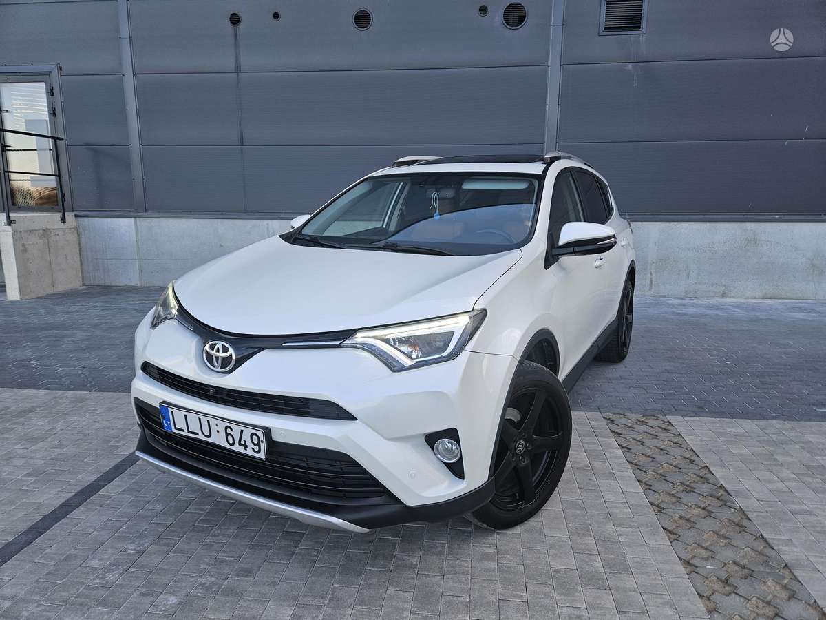 Toyota RAV4 - 1