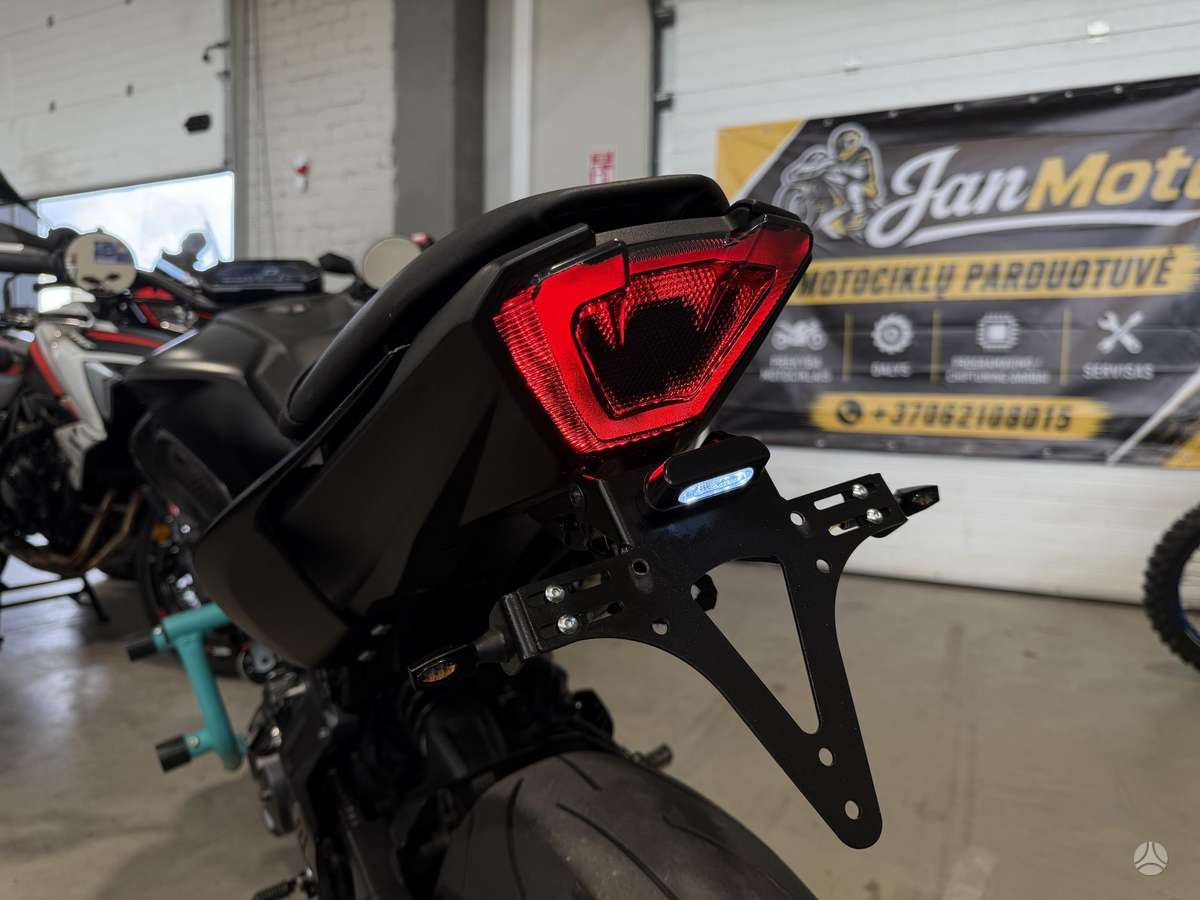 Yamaha MT 07 689cc, street / classic