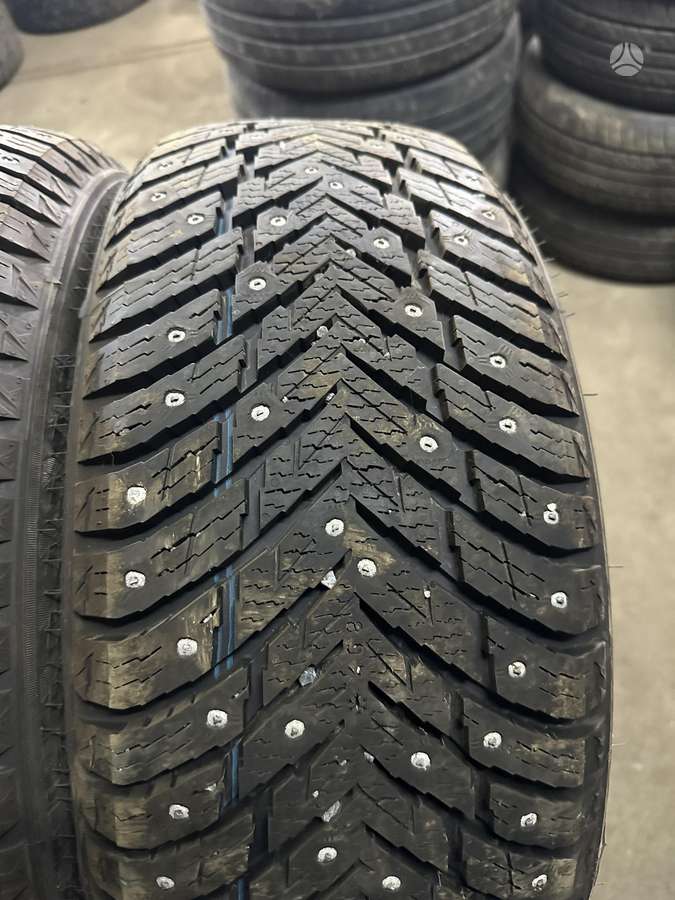 Nokian, winter 205/50 R17