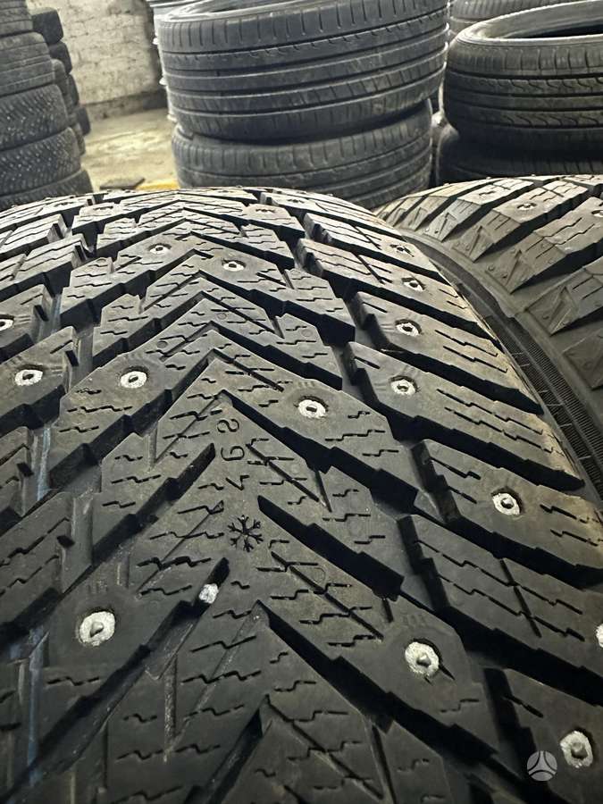 Nokian, winter 205/50 R17