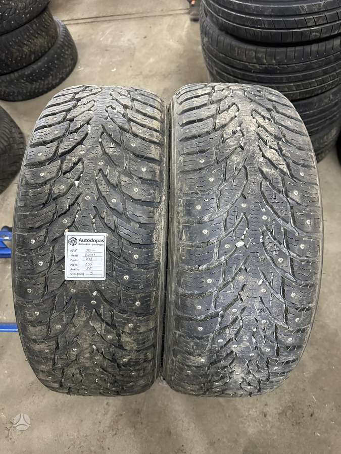 Nokian, зимние 235/55 R18