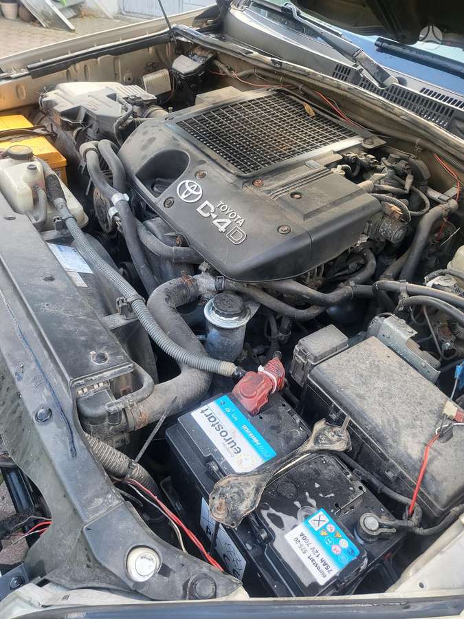 Toyota Land Cruiser - 11