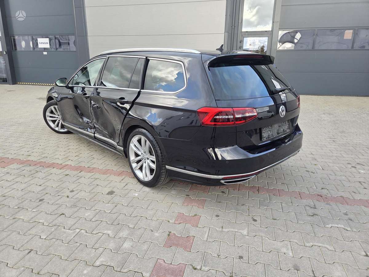 Volkswagen Passat - 3