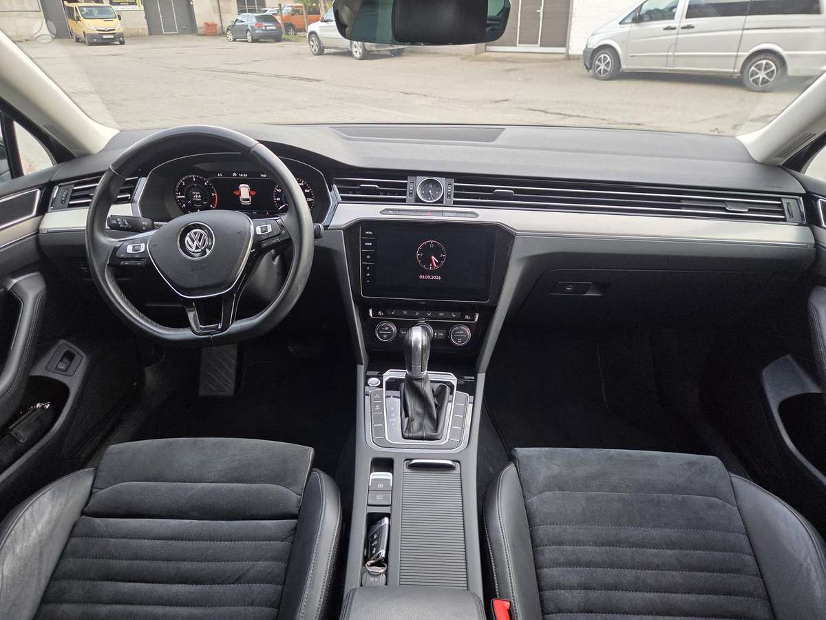 Volkswagen Passat - 7