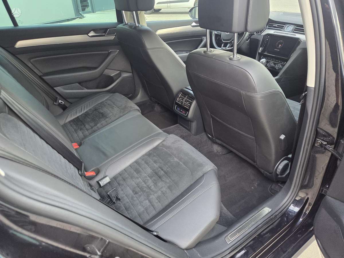 Volkswagen Passat - 10