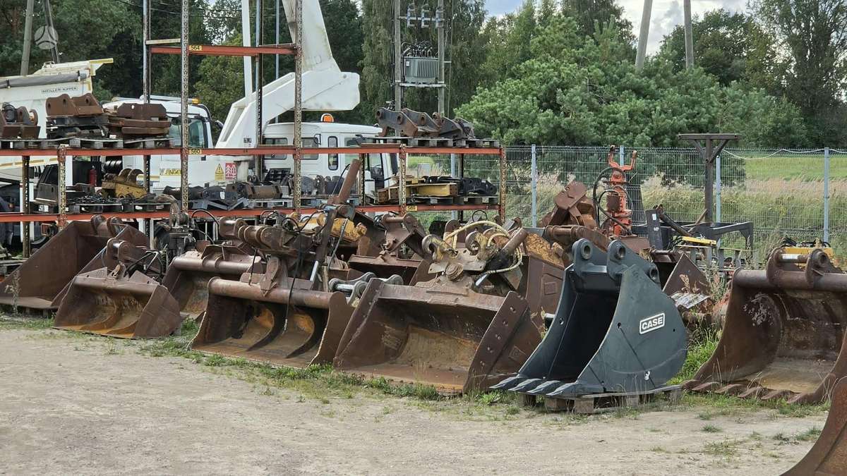 Caterpillar Buckets, ekskavatori