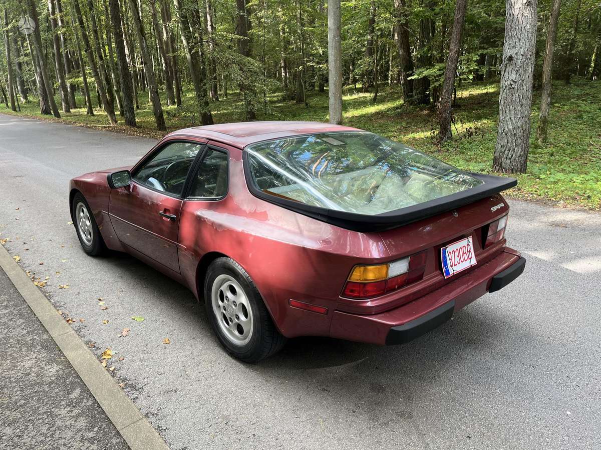 Porsche 944 - 3