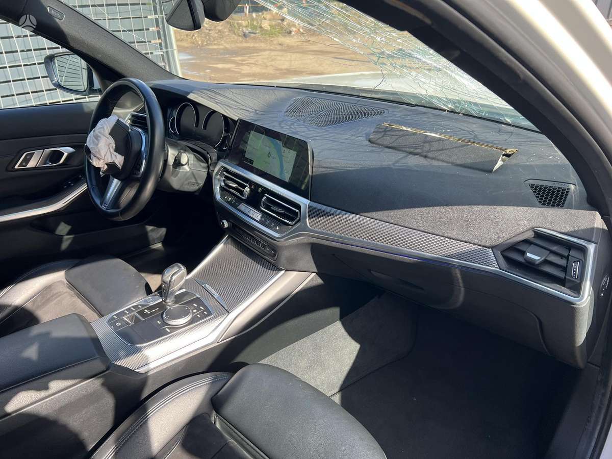 BMW 320, 2.0 l., Седан