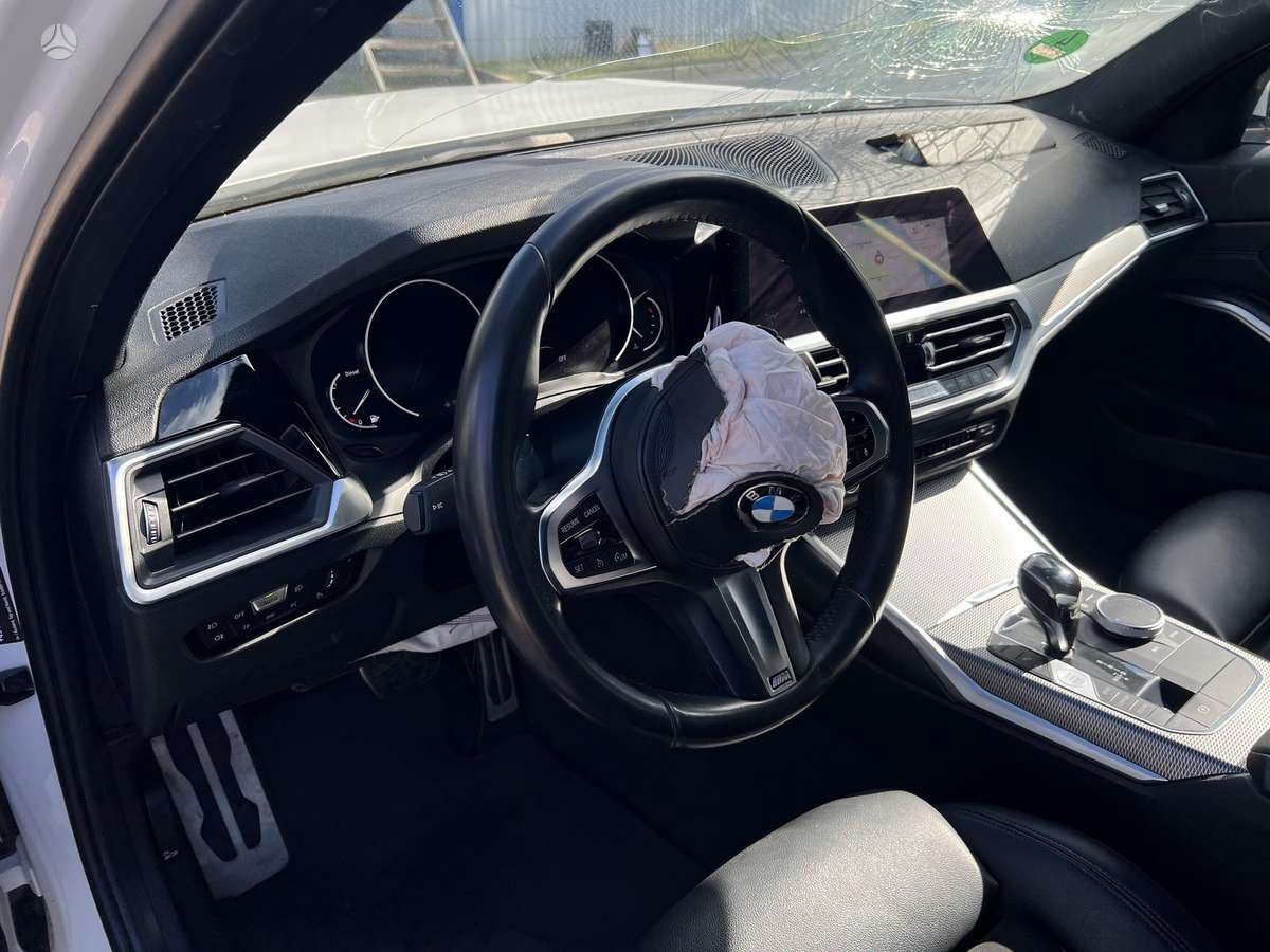BMW 320, 2.0 l., Седан