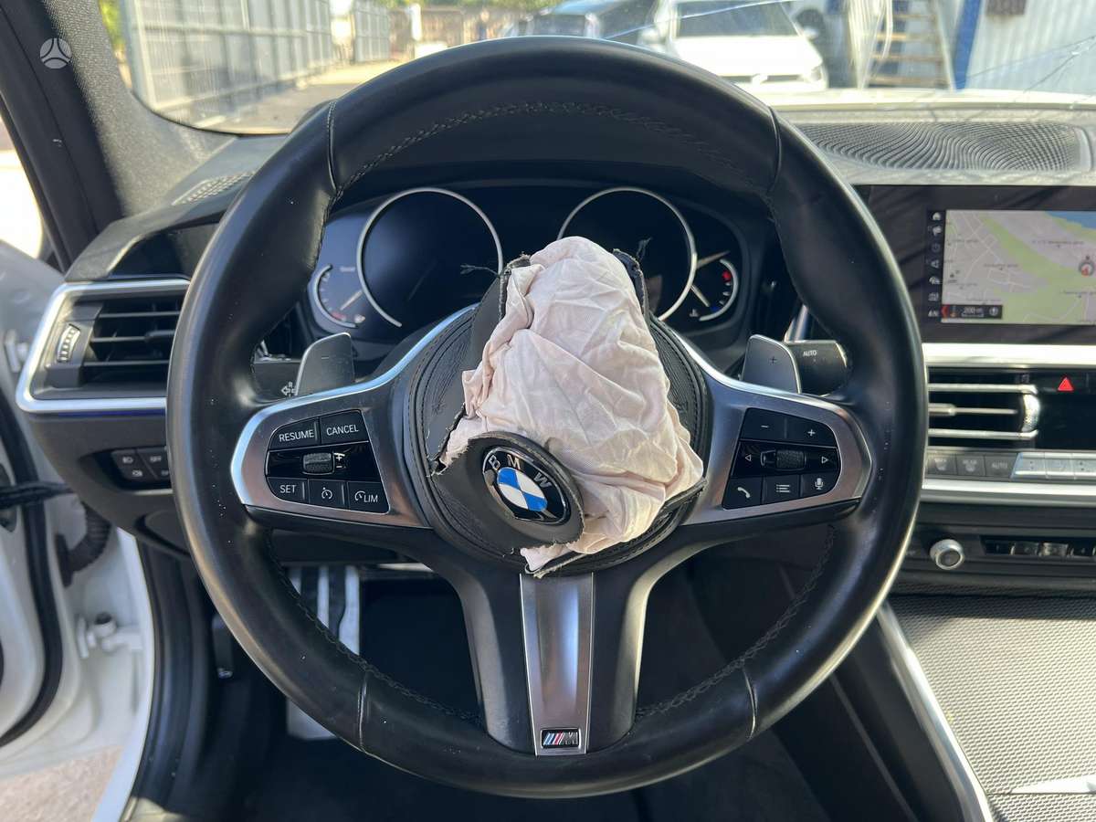 BMW 320, 2.0 l., Седан