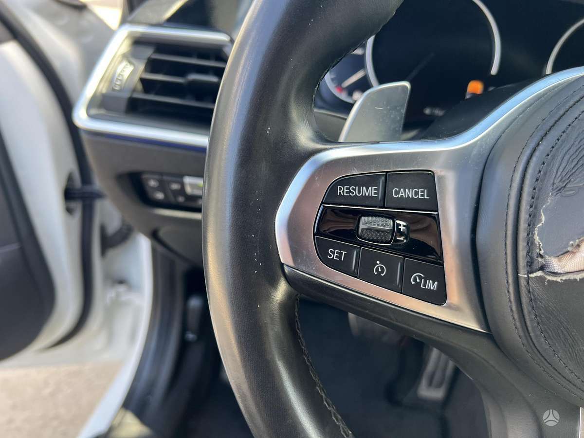 BMW 320, 2.0 l., Седан