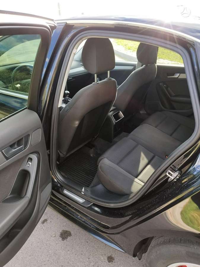 Audi A4, 2.0 l., Седан