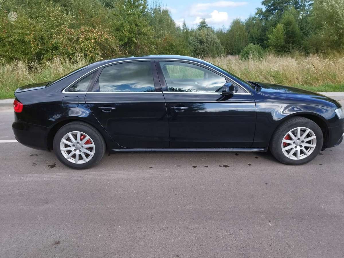 Audi A4, 2.0 l., sedanas
