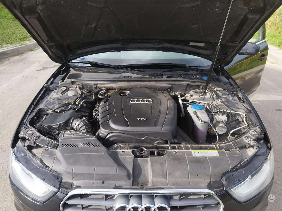 Audi A4, 2.0 l., sedanas