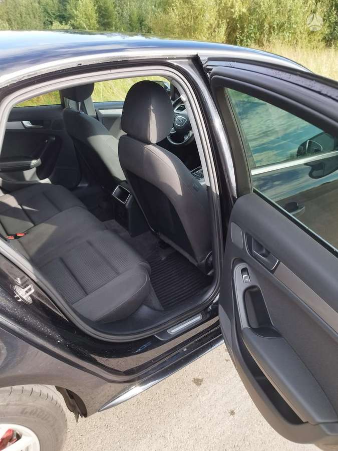 Audi A4, 2.0 l., sedanas