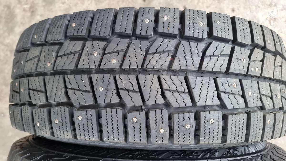 Continental Van Contact Ice, winter 215/65 R16