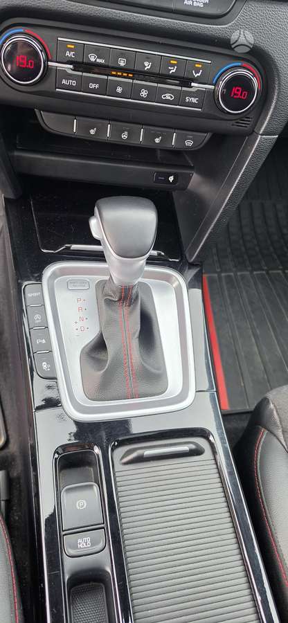 Kia ProCeed, 1.6 l., Хэтчбек