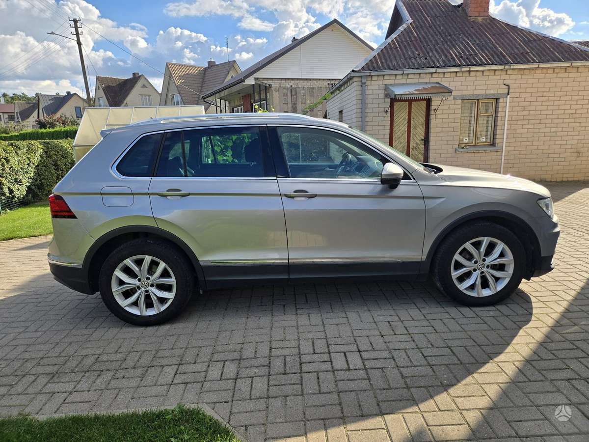 Volkswagen Tiguan - 6