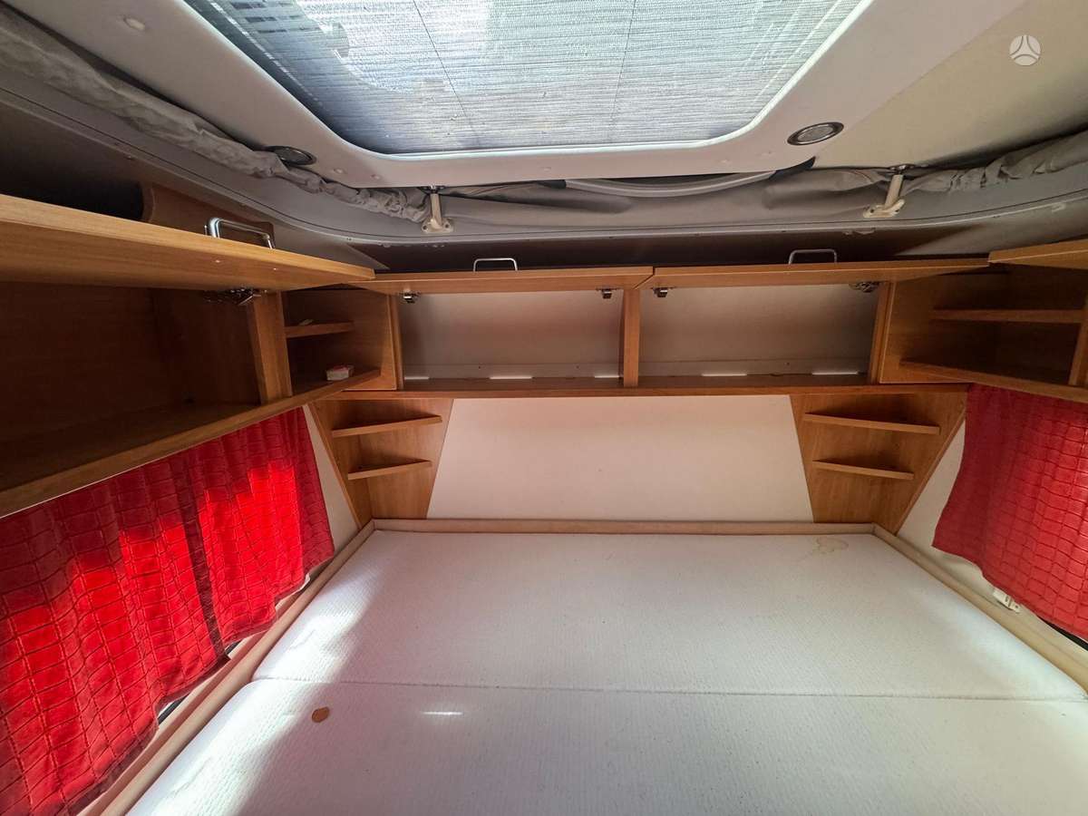 Dethleffs Tourist 400, caravans