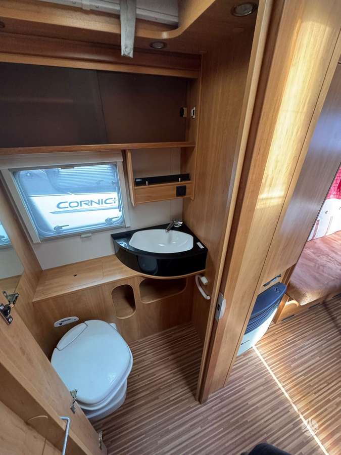 Dethleffs Tourist 400, caravans