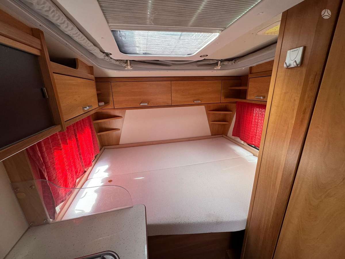Dethleffs Tourist 400, caravans