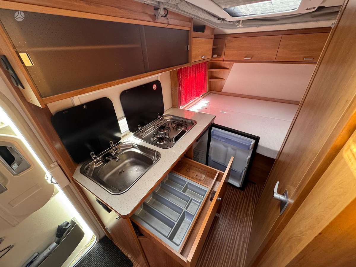 Dethleffs Tourist 400, caravans