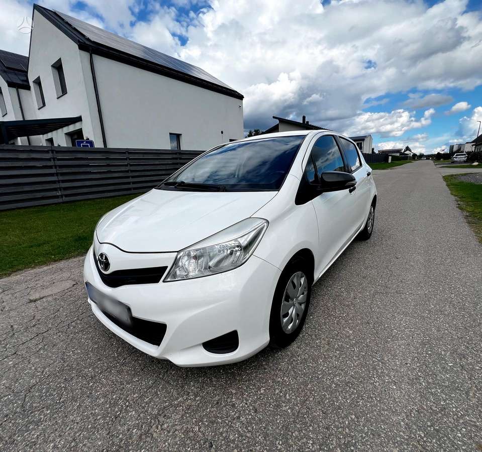 Toyota Yaris - 6