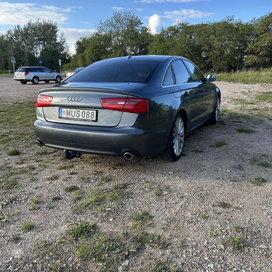 Audi A6, 3.0 l., Седан