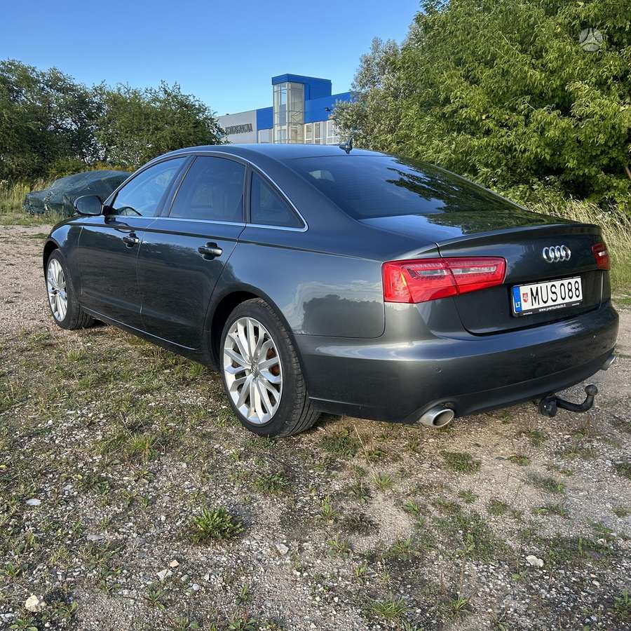 Audi A6, 3.0 l., Седан