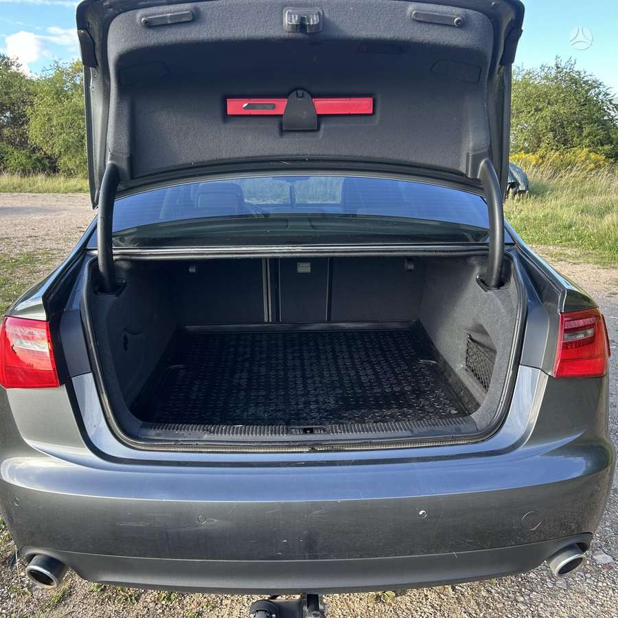 Audi A6, 3.0 l., sedanas