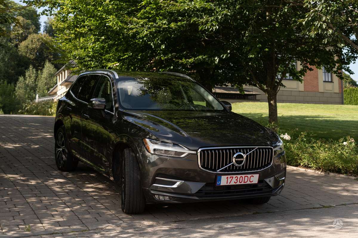 Volvo XC60, off-road / crossover