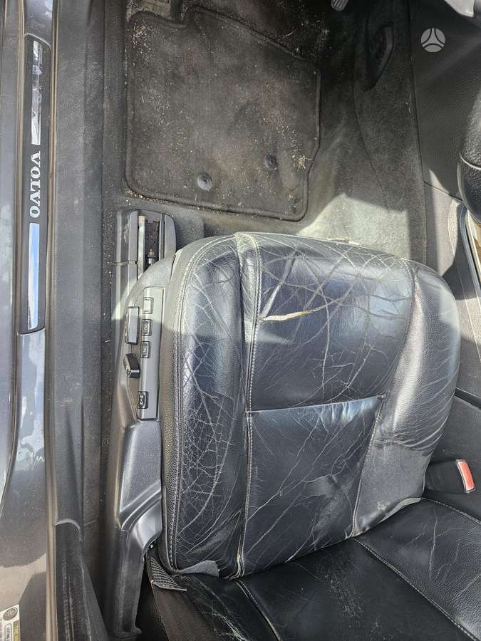 Volvo XC90 - 4