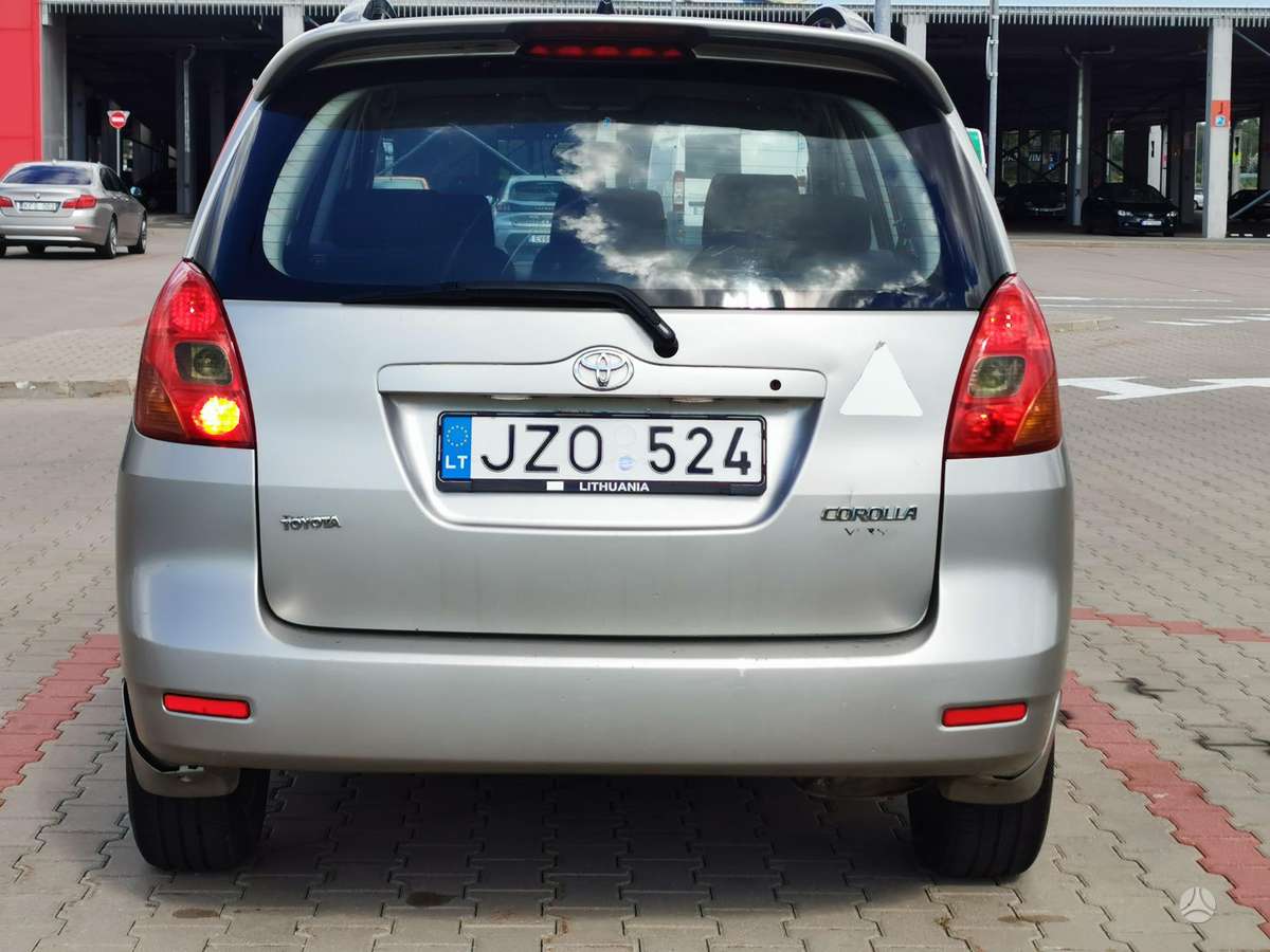 Toyota Corolla Verso - 11