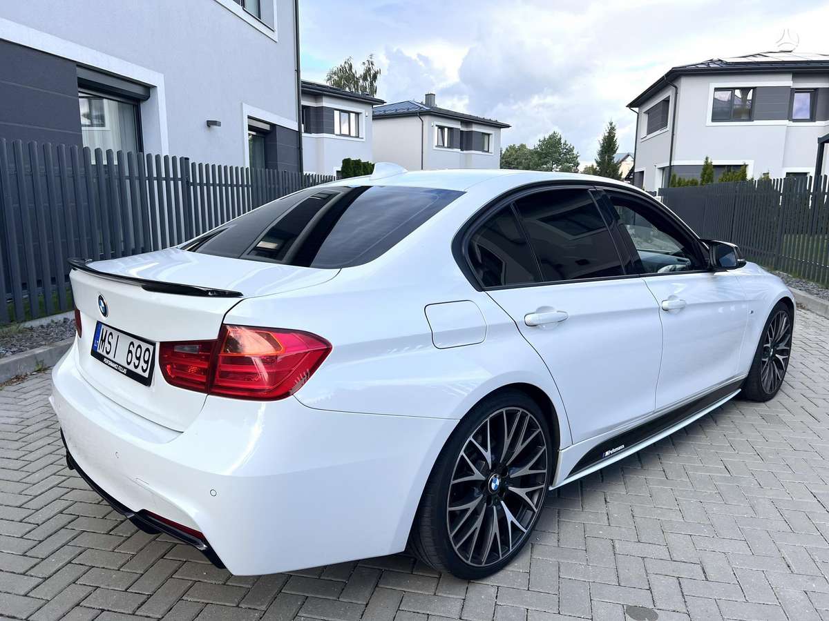 BMW 328, 2.0 l., Седан