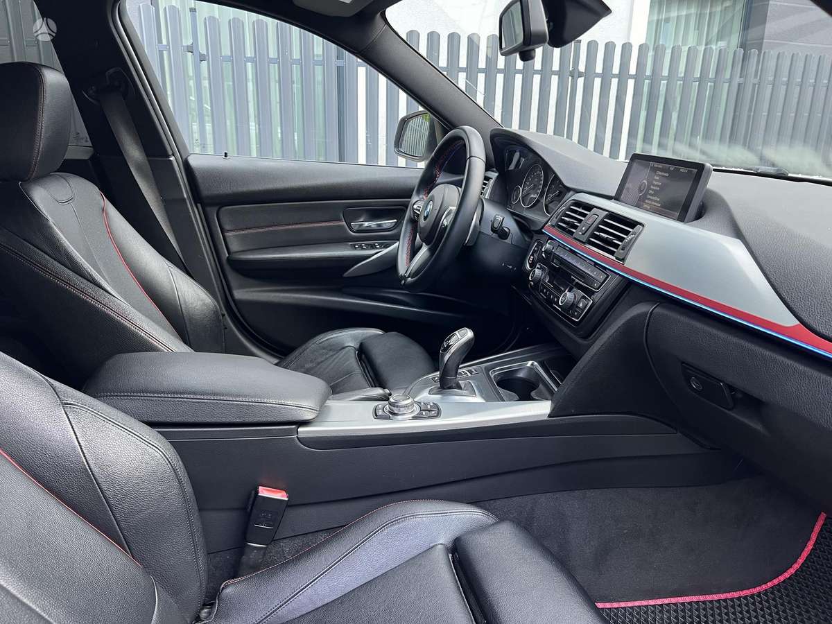 BMW 328, 2.0 l., Седан